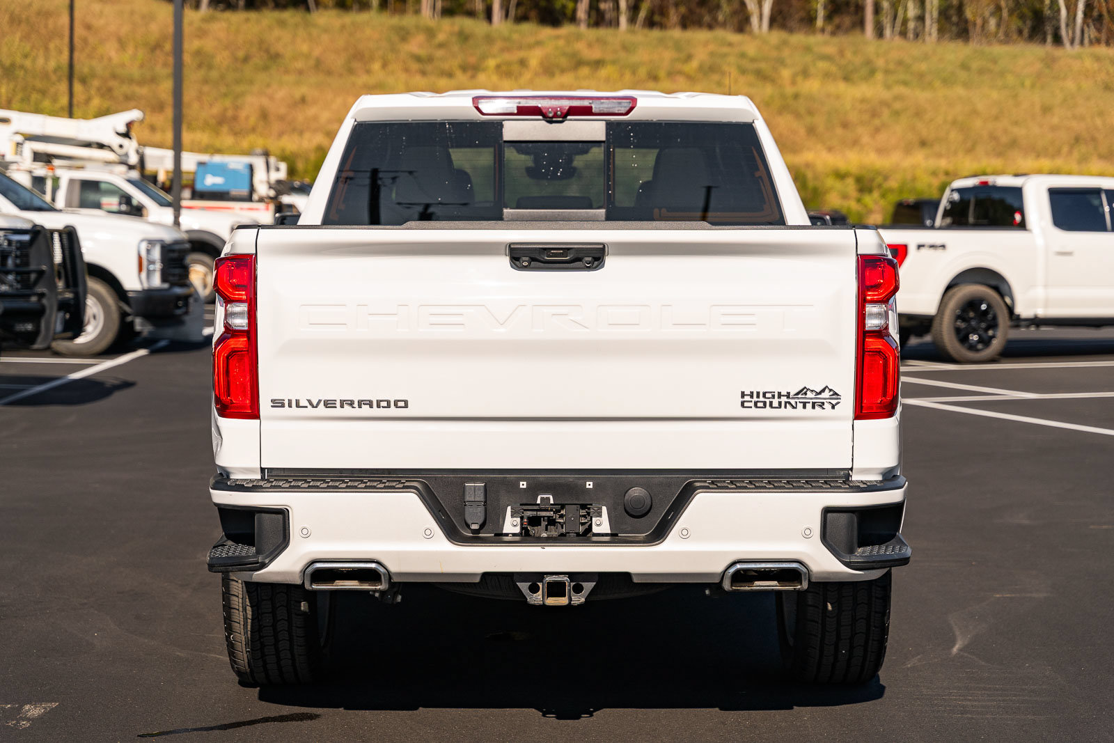 Used 2023 Chevrolet Silverado 1500 High Country w/ Technology Package AWD/4WD image 6
