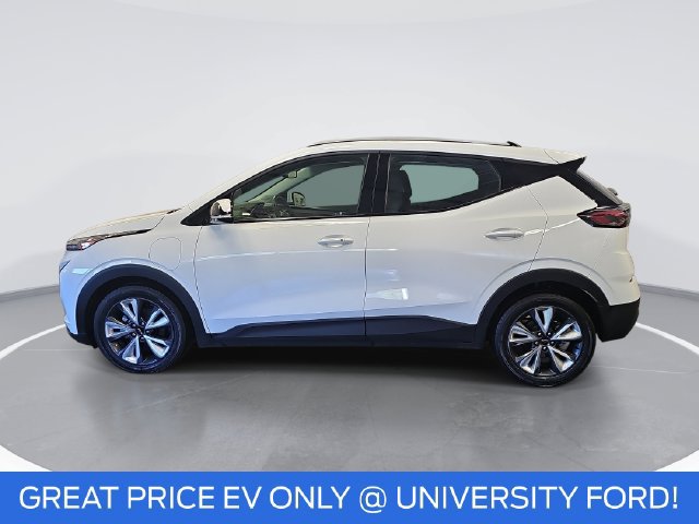 Used 2023 Chevrolet Bolt EUV LT w/ Convenience Package FWD image 6