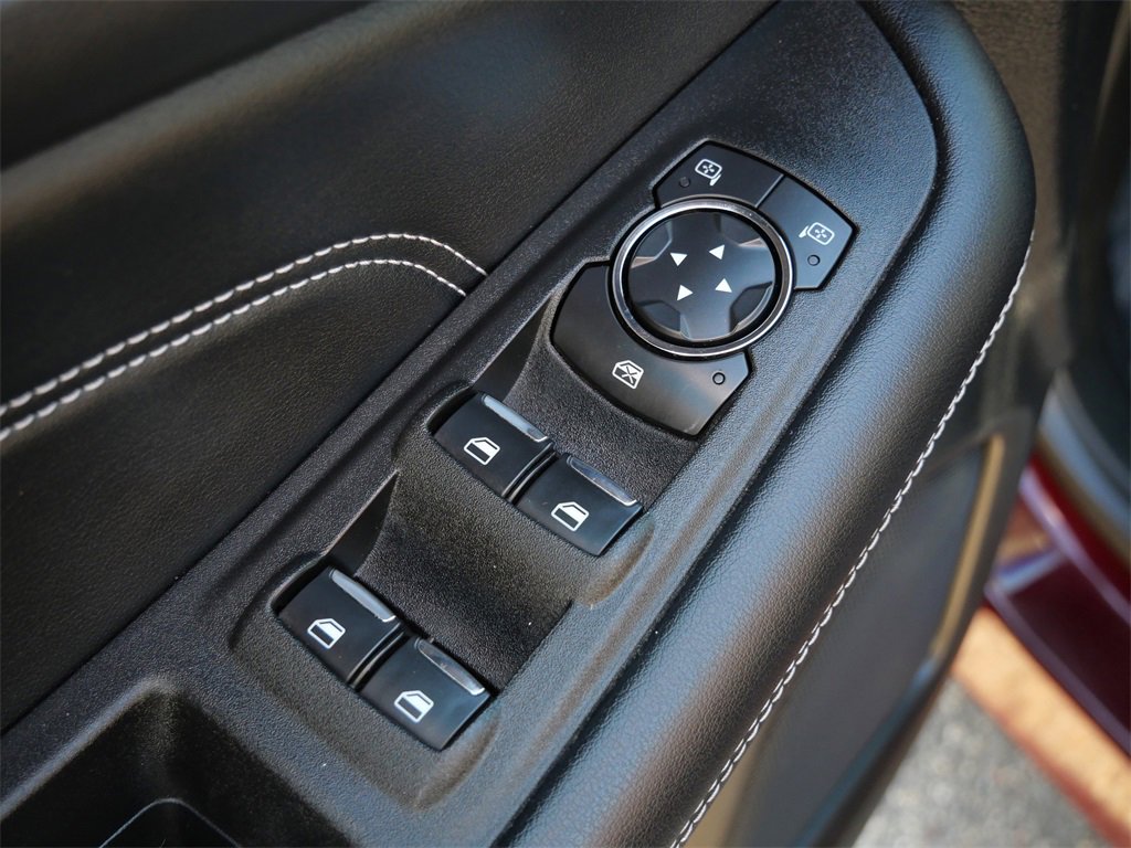 Certified 2022 Ford Edge Titanium w/ Class II Trailer Tow Package image 17