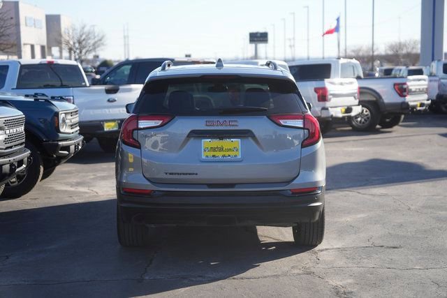 Used 2023 GMC Terrain SLT w/ Tech Package image 5