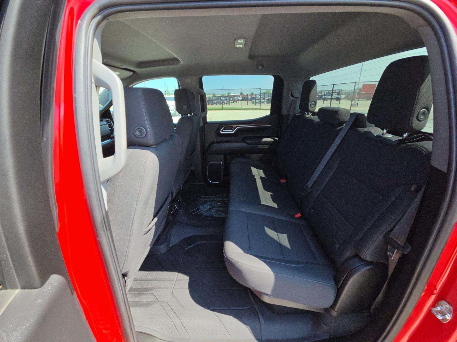 Used 2022 Chevrolet Silverado 1500 LT RWD image 10