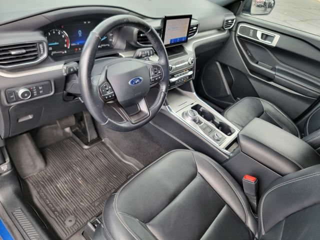 Certified 2020 Ford Explorer XLT w/ Equipment Group 202A AWD/4WD image 19