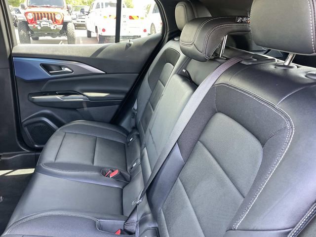 Used 2025 Chevrolet Equinox EV LT w/ Convenience Package image 33