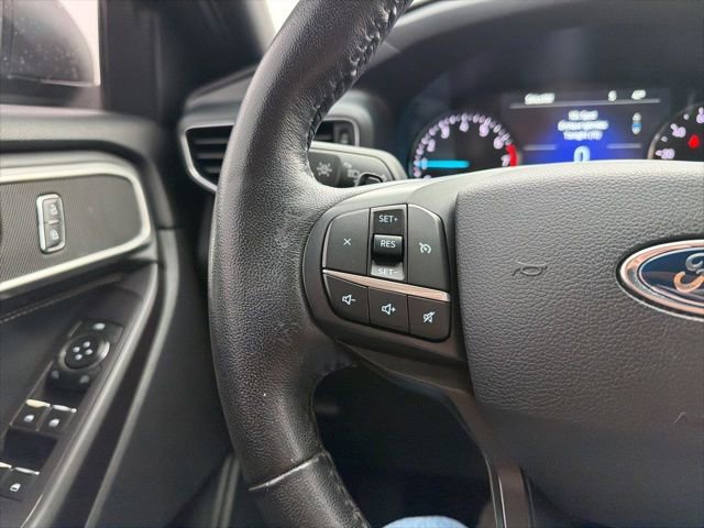 Certified 2020 Ford Explorer XLT w/ Equipment Group 202A image 40