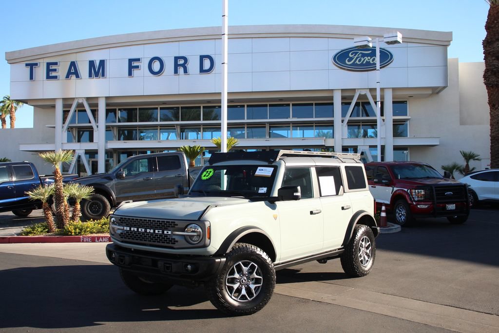 Certified 2023 Ford Bronco Badlands AWD/4WD image 2