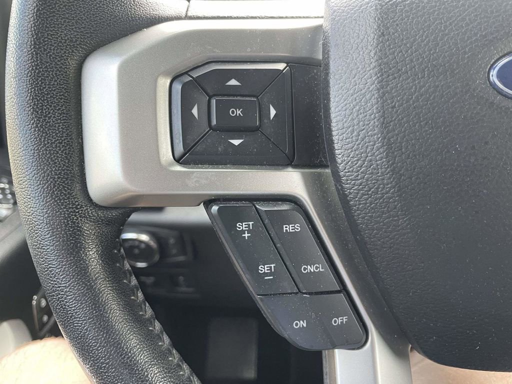 Certified 2020 Ford F150 Lariat image 27