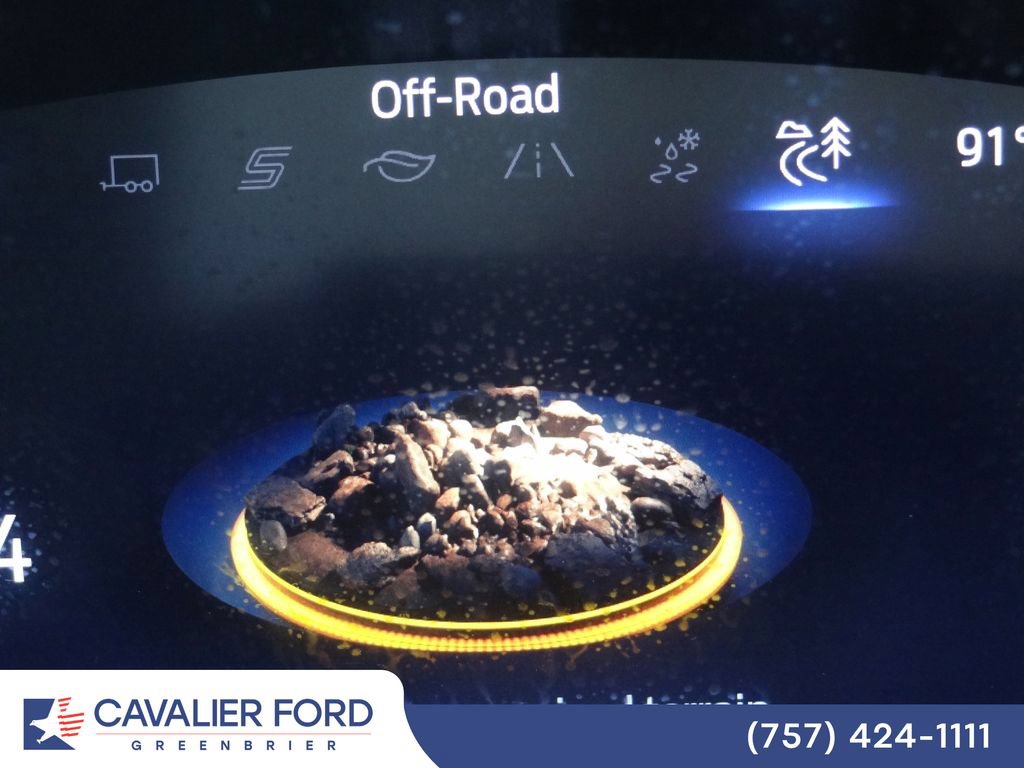 Certified 2025 Ford Explorer ST-Line AWD/4WD image 36