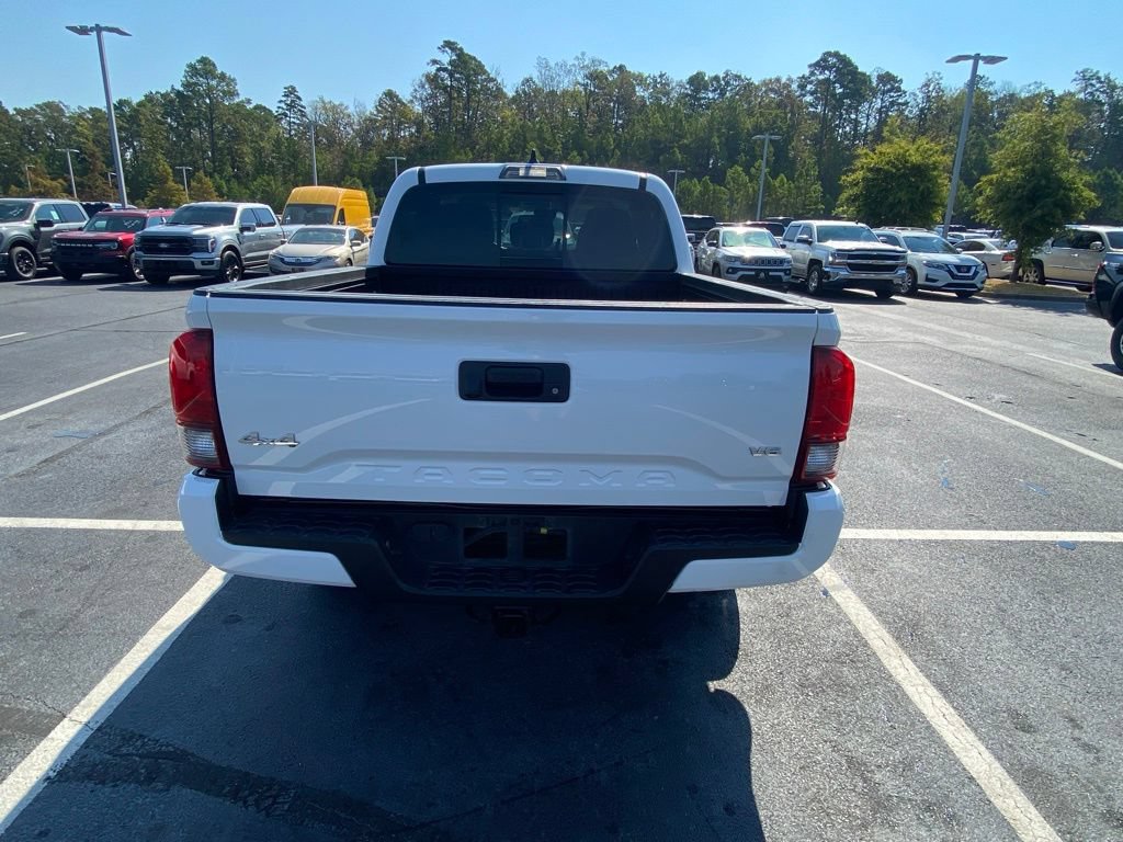 Used 2023 Toyota Tacoma SR5 w/ Technology Package AWD/4WD image 6