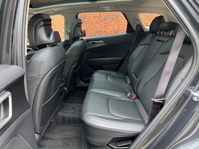 Used 2024 Kia Sportage EX w/ EX Premium Package image 23