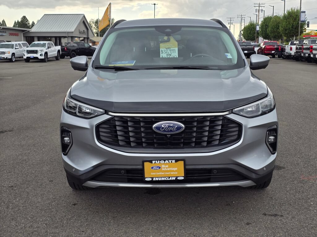 Certified 2023 Ford Escape Platinum AWD/4WD image 3