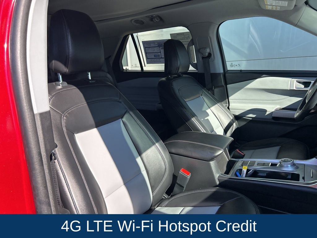 Certified 2023 Ford Explorer XLT w/ Equipment Group 202A image 30