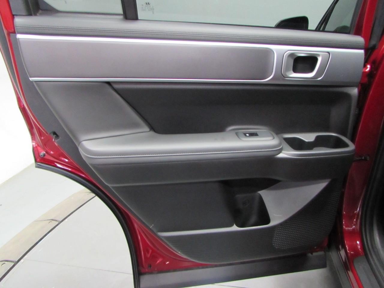 Used 2024 Hyundai Santa Fe XRT AWD/4WD image 14