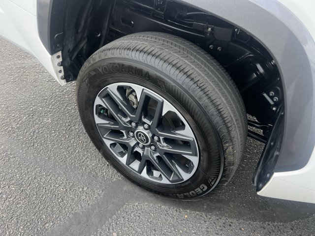 Used 2024 Toyota Tundra Limited image 18