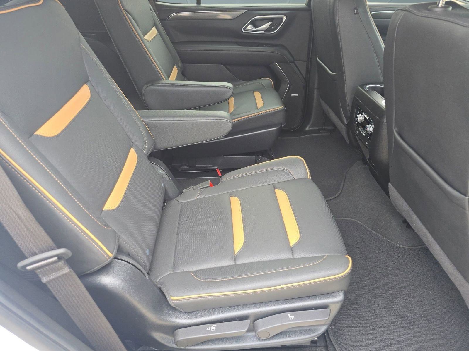 Used 2024 GMC Yukon AT4 w/ Technology Package image 26