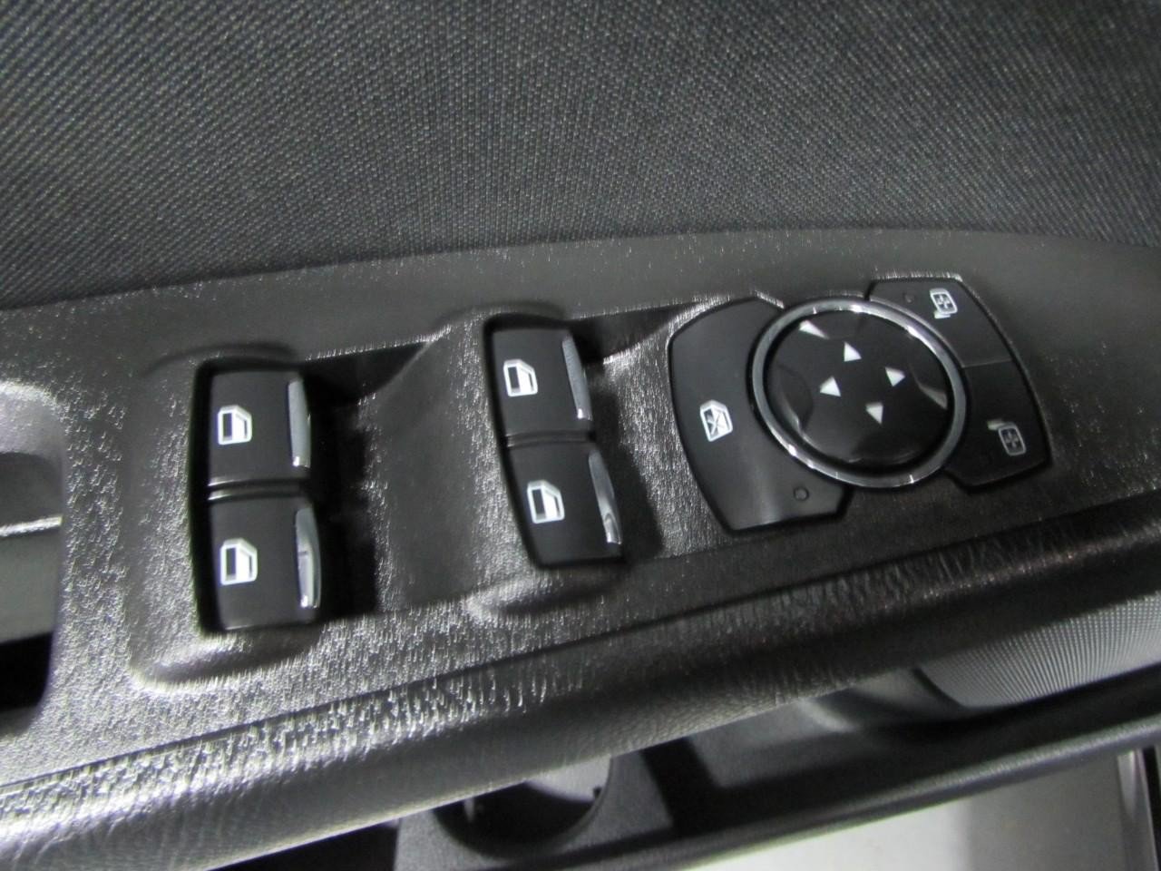 Certified 2020 Ford Fusion SE FWD image 19