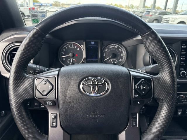 Used 2022 Toyota Tacoma TRD Off-Road image 27