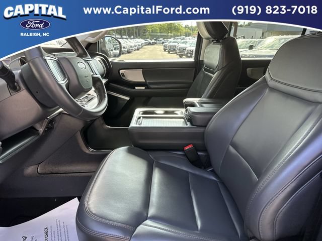 Certified 2025 Ford Expedition Active AWD/4WD image 19