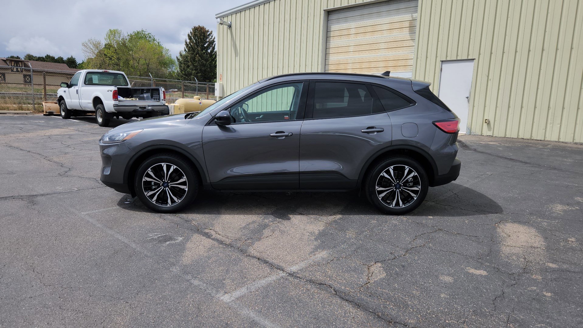 Certified 2022 Ford Escape SEL w/ SEL Stealth AWD Package image 7