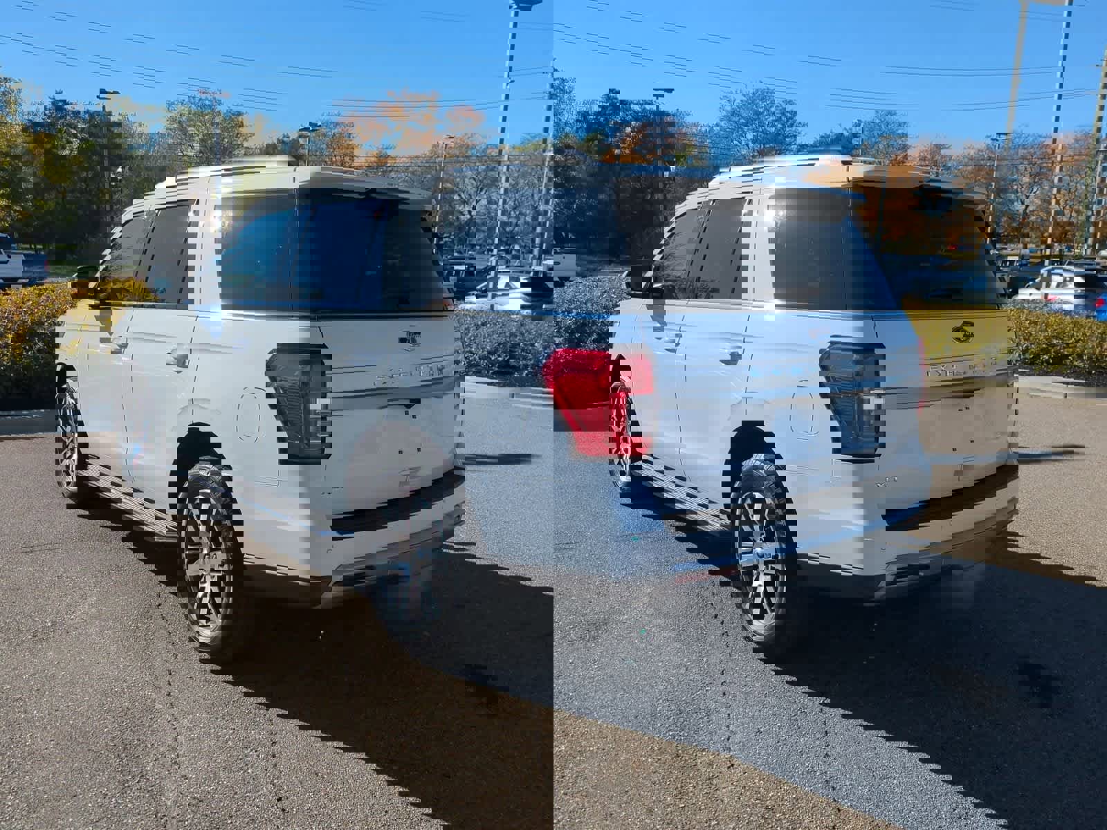 Certified 2022 Ford Expedition XLT image 6