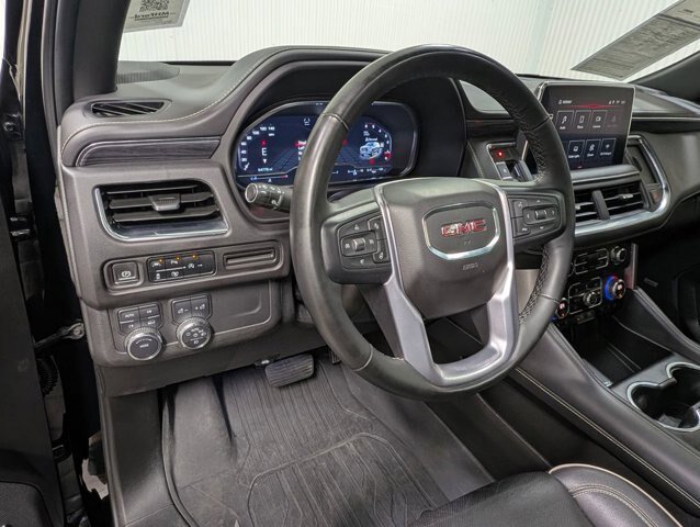 Used 2023 GMC Yukon SLT w/ SLT Premium Package AWD/4WD image 11