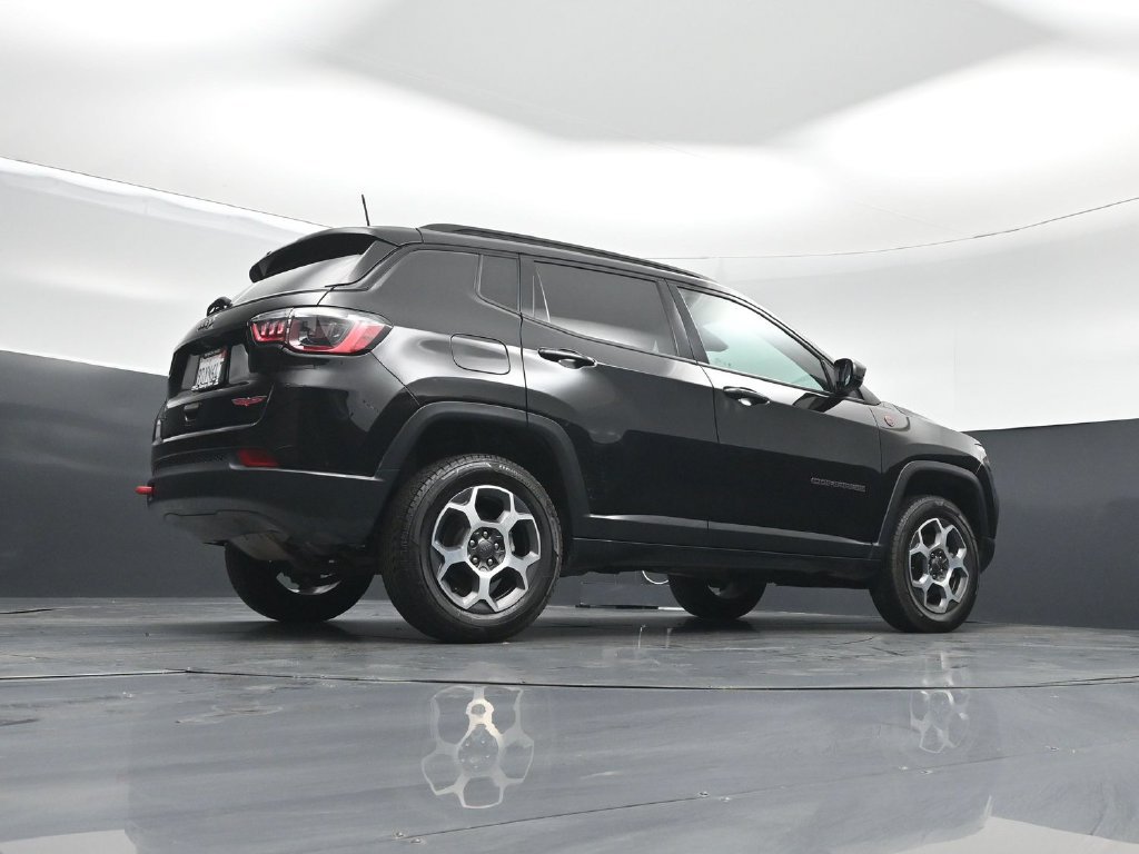 Used 2022 Jeep Compass Trailhawk AWD/4WD image 43