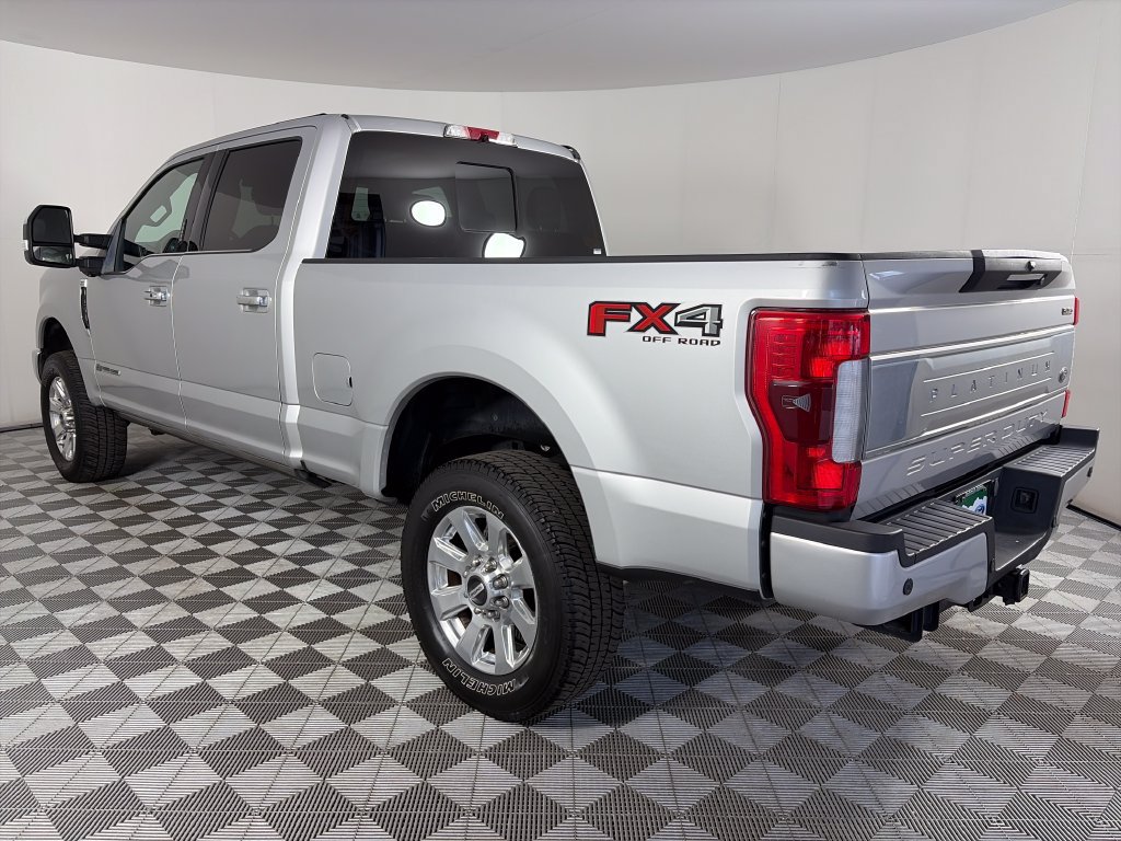 Certified 2017 Ford F250 Platinum w/ Platinum Ultimate Package AWD/4WD image 5