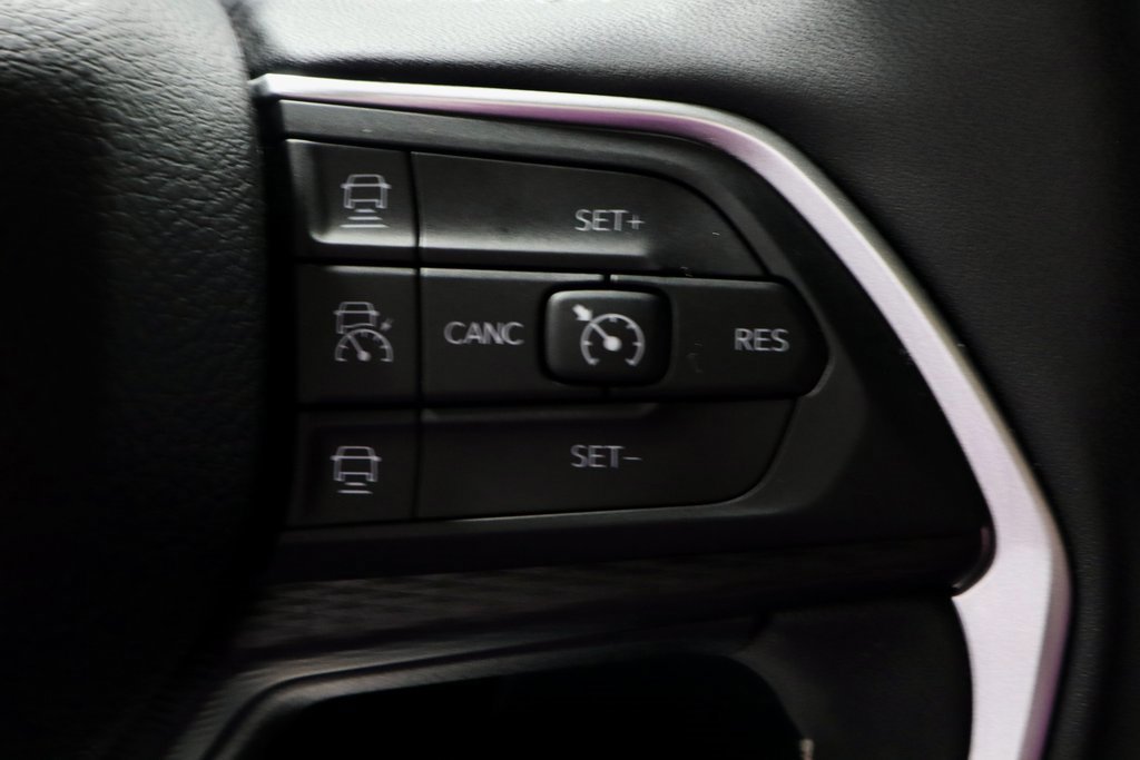 Used 2024 Jeep Grand Cherokee Altitude image 29