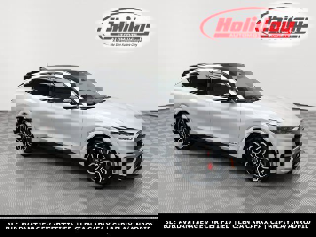 Certified 2022 Ford Mustang Mach-E GT image 4