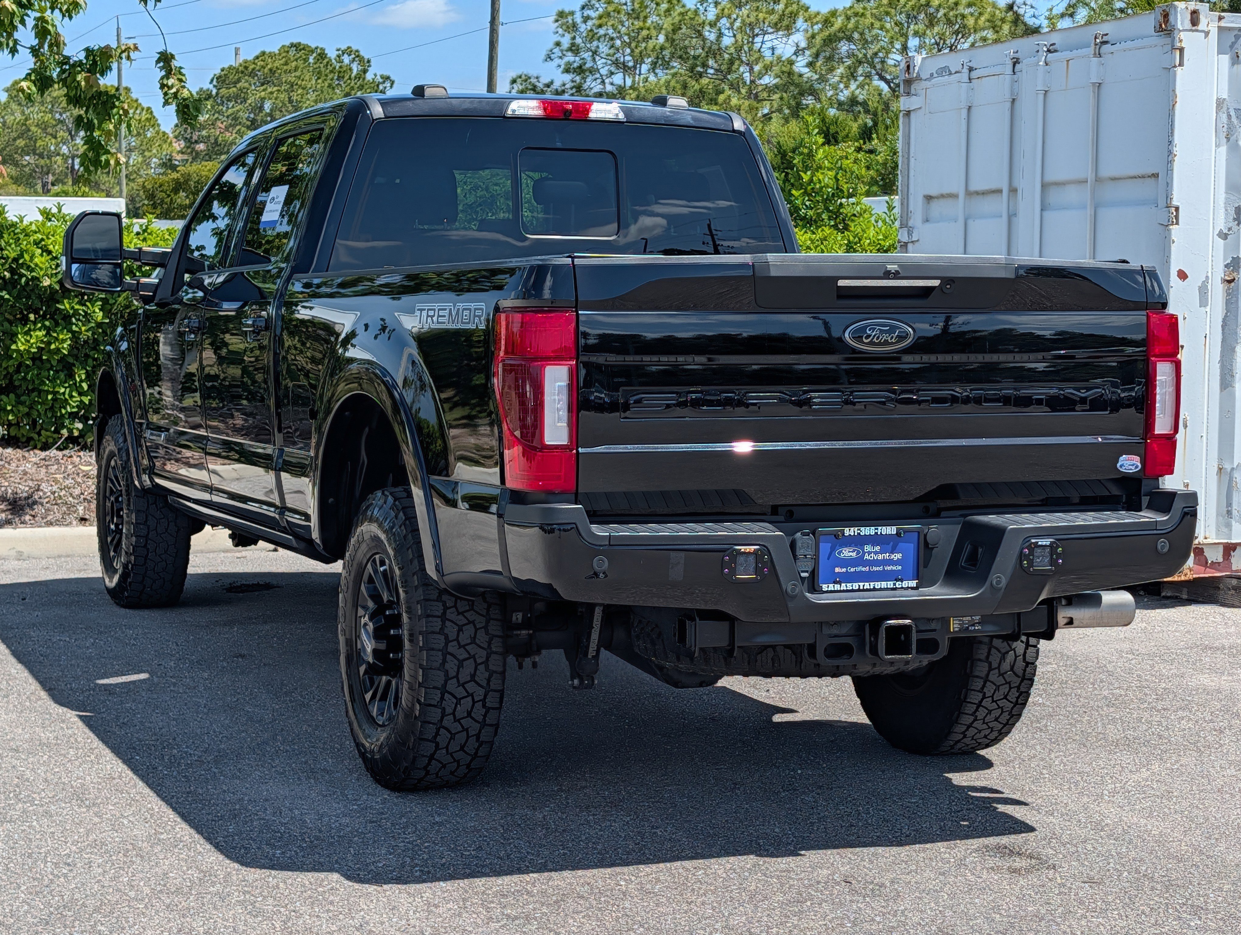 Certified 2022 Ford F250 Lariat w/ Tremor Off-Road Package image 6