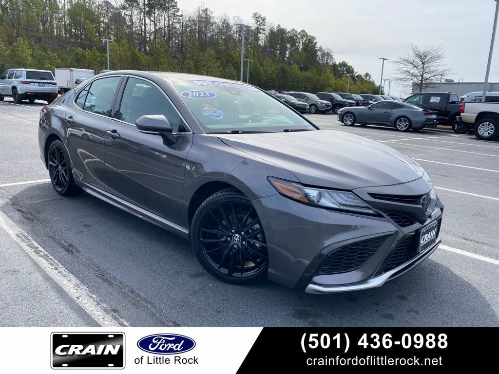 Used 2023 Toyota Camry XSE image 7