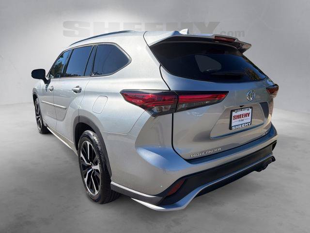 Used 2021 Toyota Highlander XSE AWD/4WD image 14