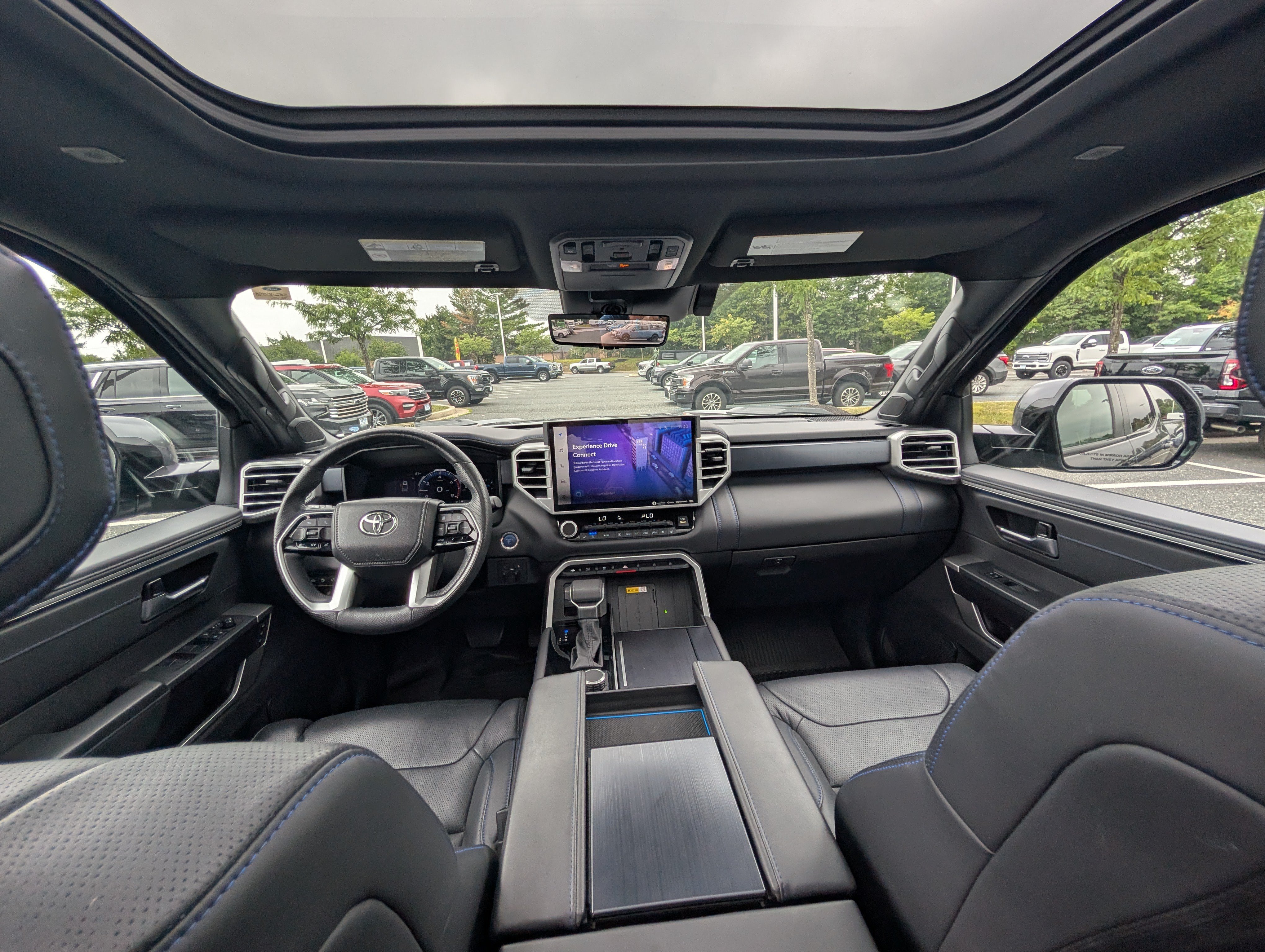 Used 2024 Toyota Tundra Platinum AWD/4WD image 16