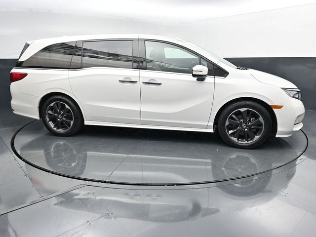 Used 2023 Honda Odyssey Elite image 12