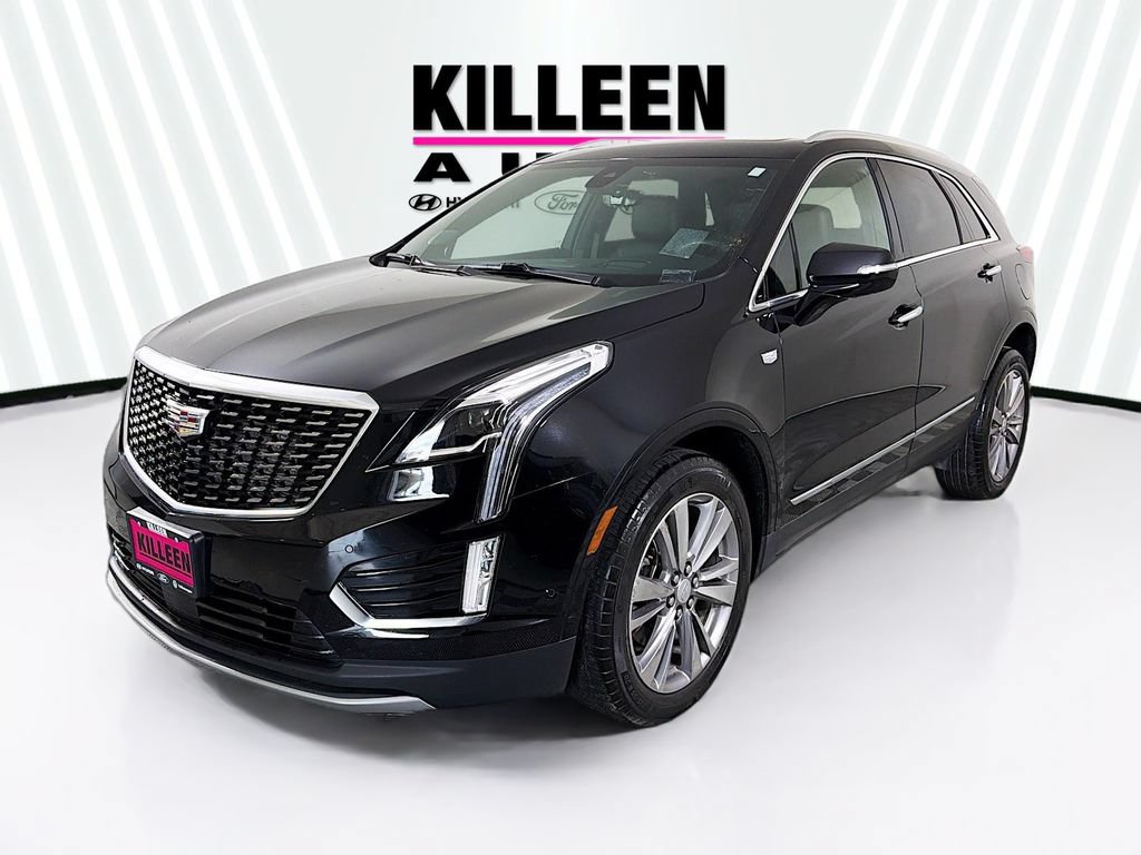 Used 2023 Cadillac XT5 Premium Luxury w/ Technology Package FWD image 3