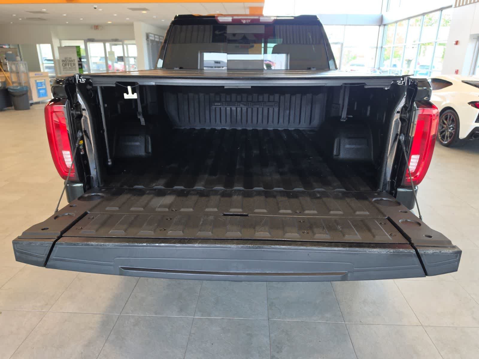 Used 2020 GMC Sierra 1500 Denali w/ Denali Ultimate Package AWD/4WD image 40