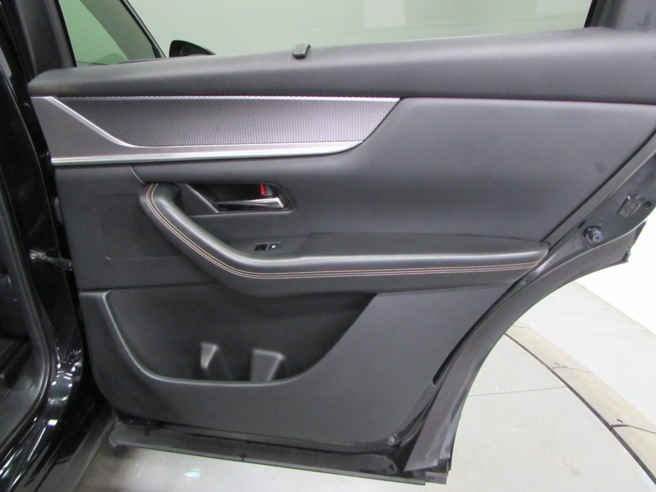 Used 2024 MAZDA CX-90 3.3 Turbo w/ Premium Package AWD/4WD image 19