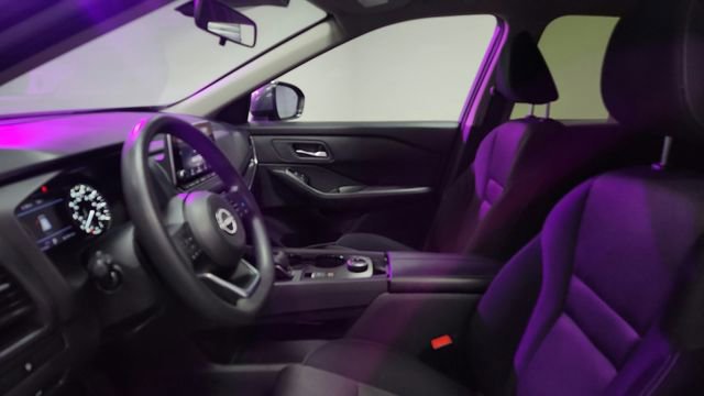 Used 2024 Nissan Rogue SV image 16