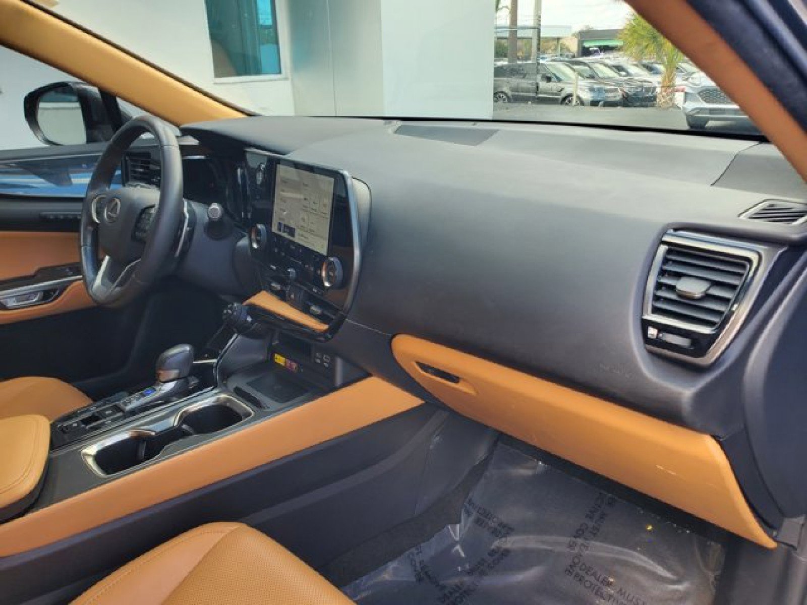 Used 2024 Lexus NX 250 FWD image 35