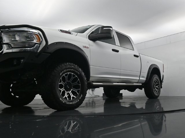 Used 2024 RAM 3500 Tradesman w/ Chrome Appearance Group AWD/4WD image 40