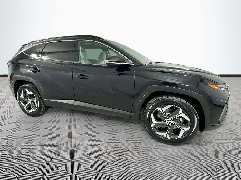 Used 2022 Hyundai Tucson Limited w/ Cargo Package AWD/4WD image 7