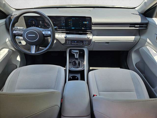 Used 2025 Hyundai Kona SEL FWD image 18