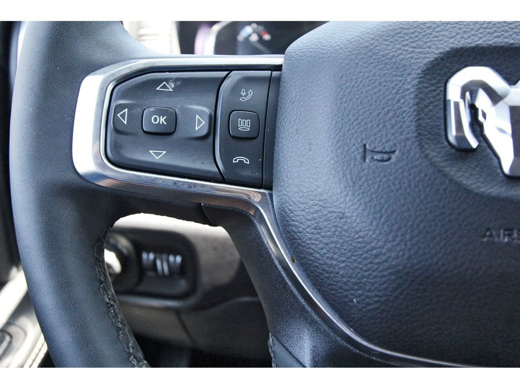 Used 2025 RAM 3500 Laramie AWD/4WD image 18