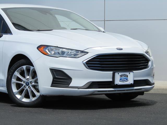 Certified 2019 Ford Fusion SE FWD image 4