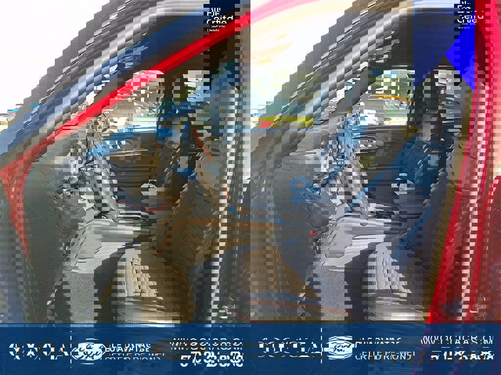 Certified 2025 Ford Explorer ST-Line image 14