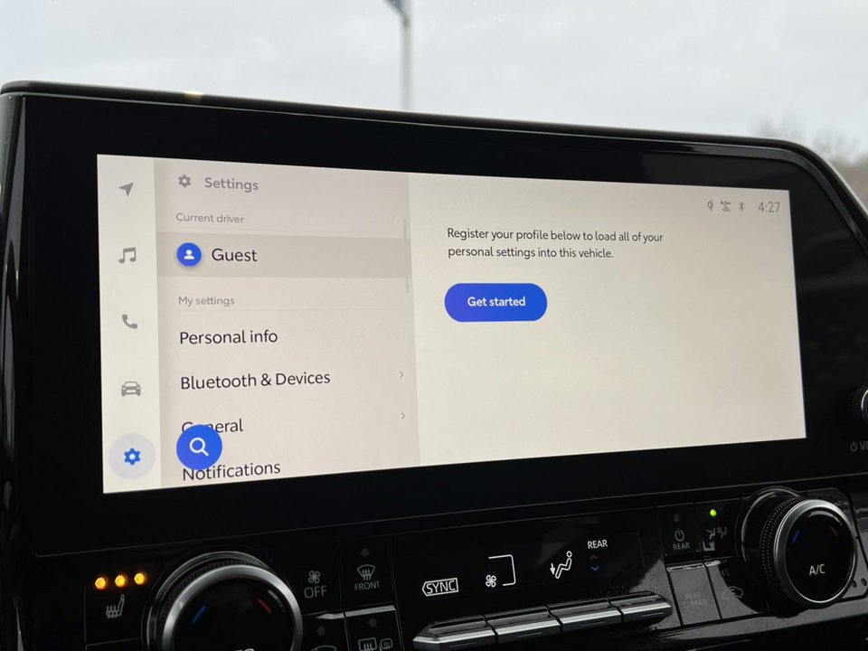 Used 2023 Toyota Highlander Limited image 27