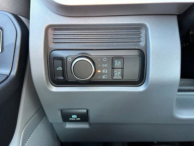 Certified 2025 Ford F250 XL AWD/4WD image 21