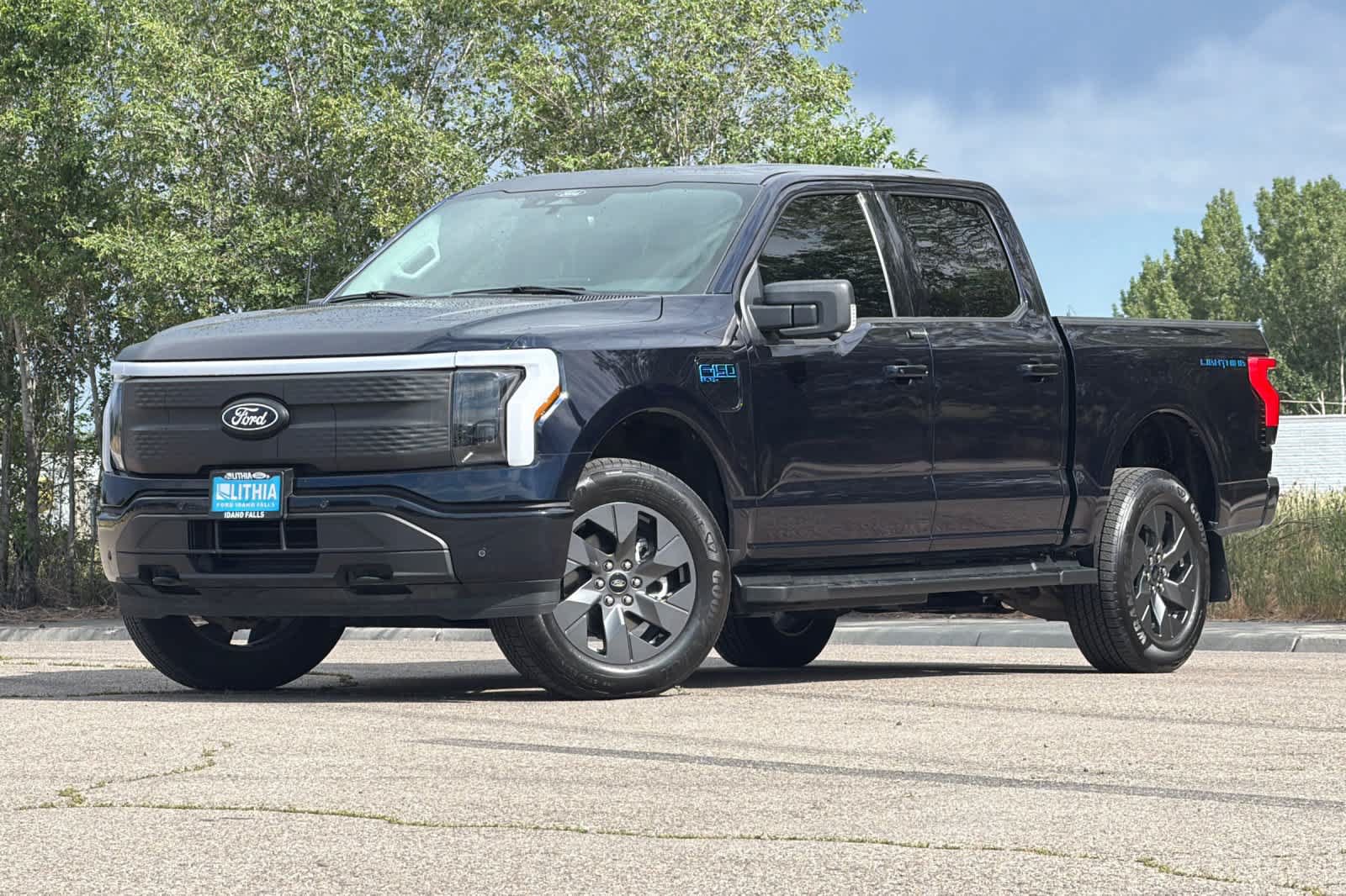 Certified 2025 Ford F150 Lightning Flash AWD/4WD video 1