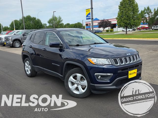 Used 2019 Jeep Compass Latitude w/ Popular Equipment Group AWD/4WD image 1