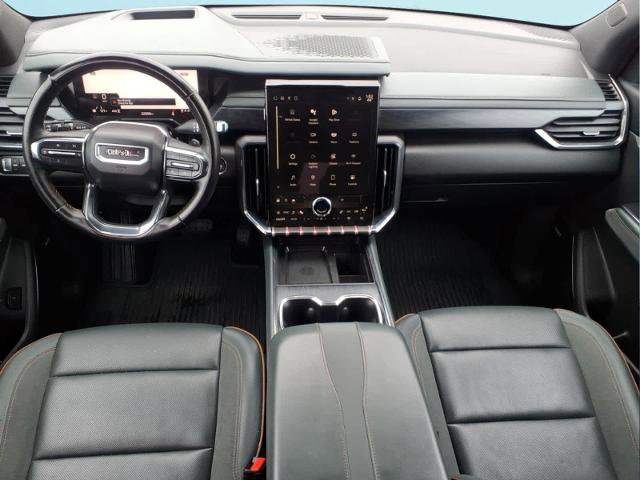 Used 2024 GMC Acadia AT4 w/ Luxury Package image 17