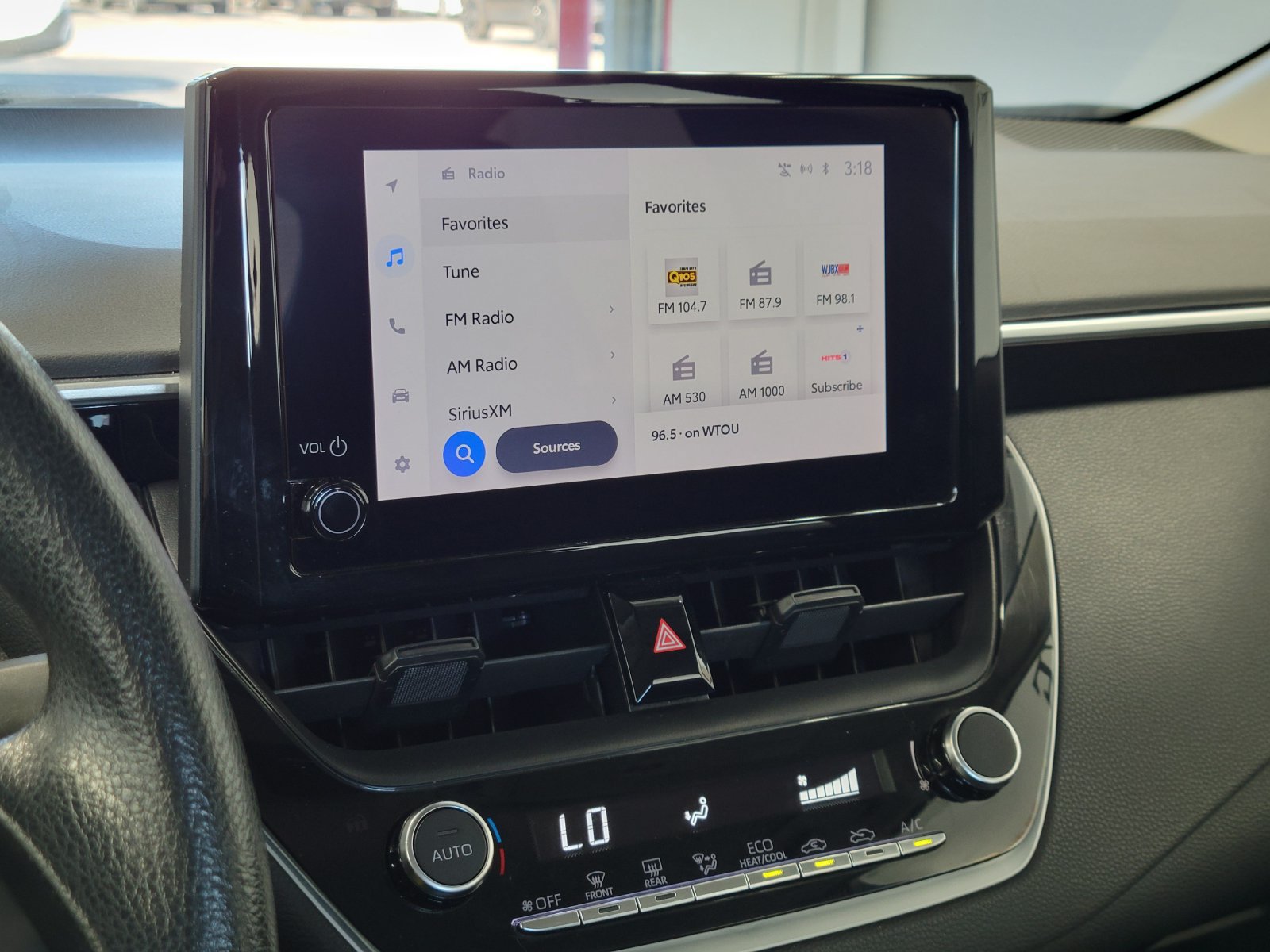 Used 2024 Toyota Corolla LE FWD image 18
